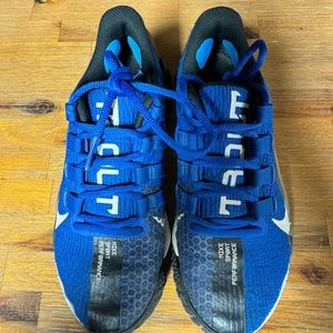 Nike, size 5, Mike Trout turf baseball cleats.